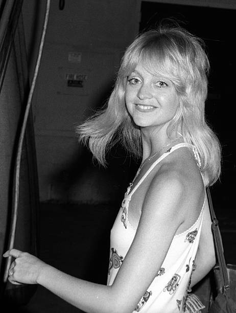 Actress Goldie Hawn Attends Stars For Mcgovern Campaign Rally 1972 OLD PHOTO 3