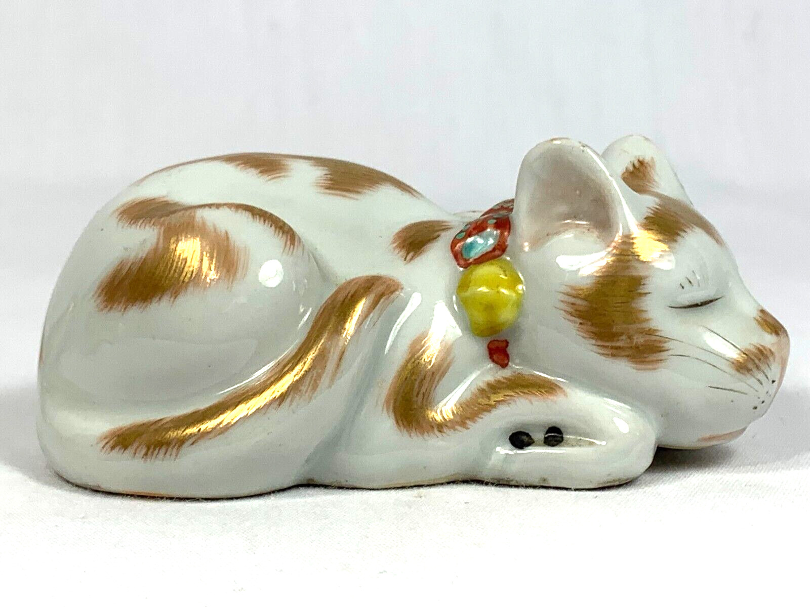 Antique Sleeping Cat Kutani Japan Moriage Porcelain Rare Right Facing