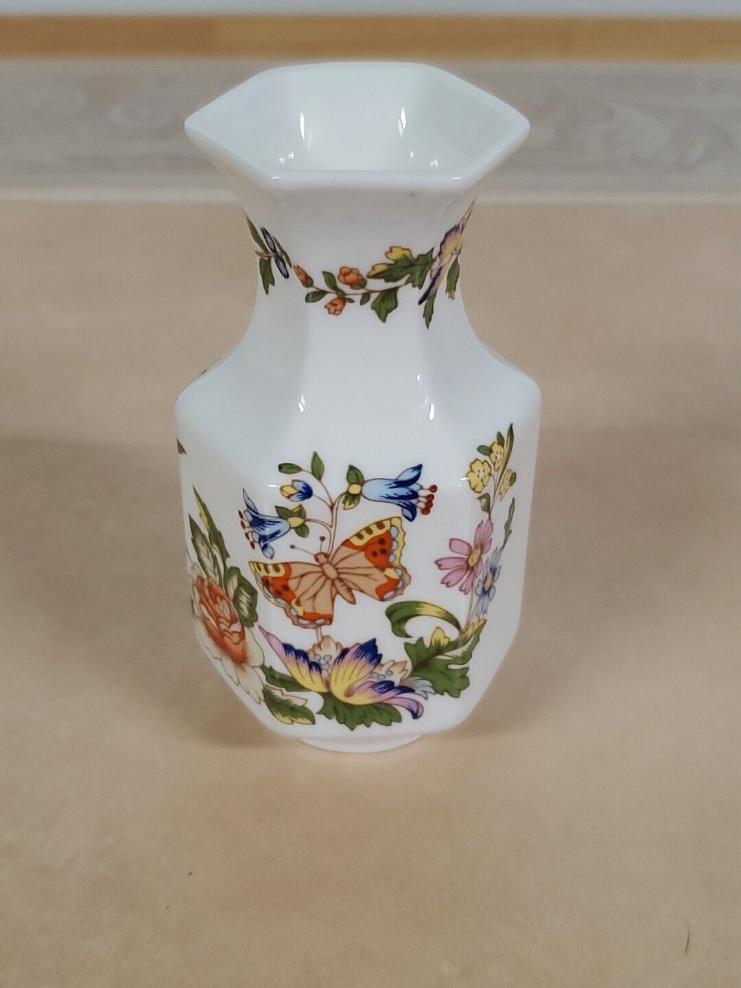 Aynsley Miniature Fine Bone China Bud Vase 3.5\