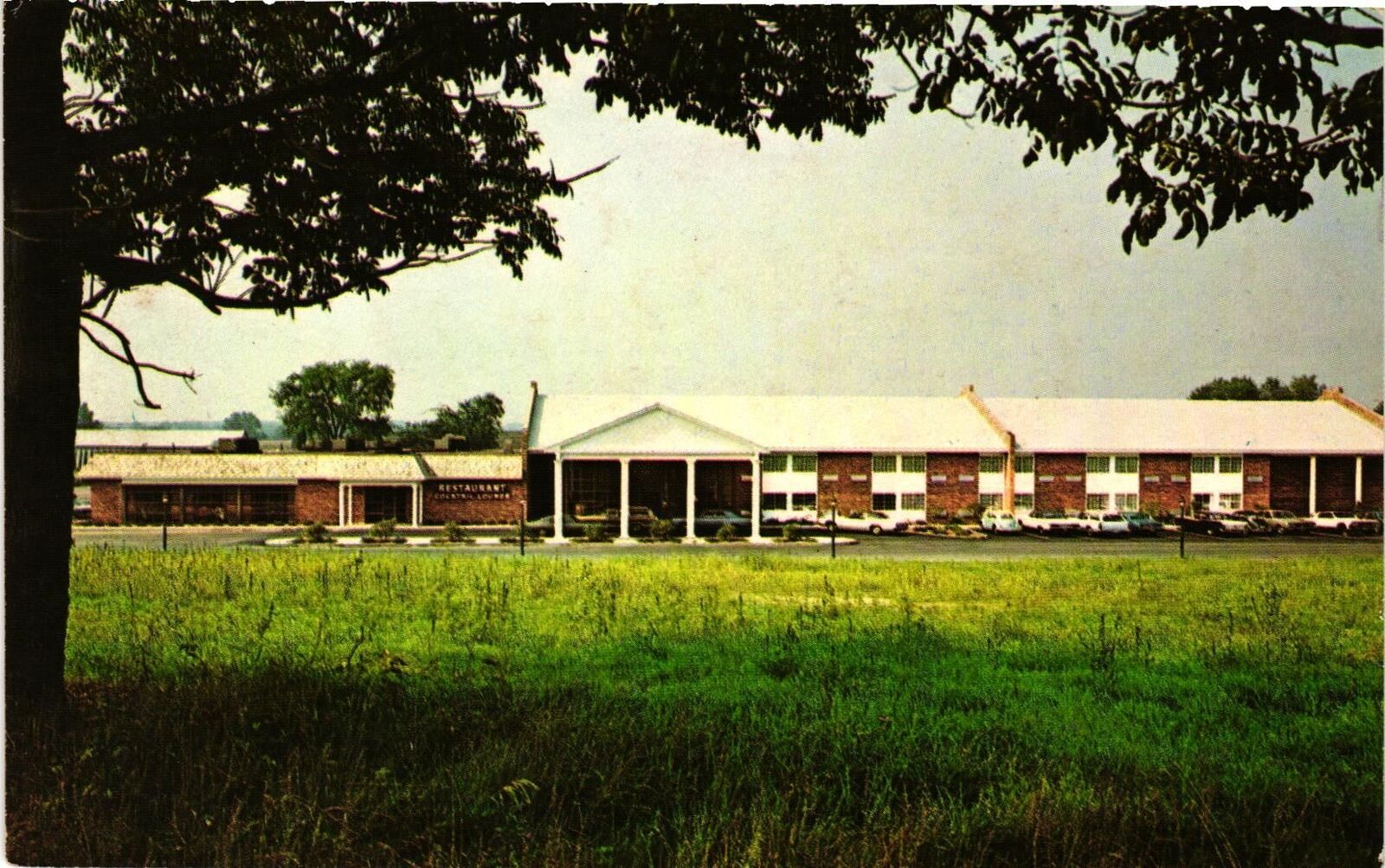 Vintage Postcard- Ramada Inn, E. Windsor, CT UnPost 1960s