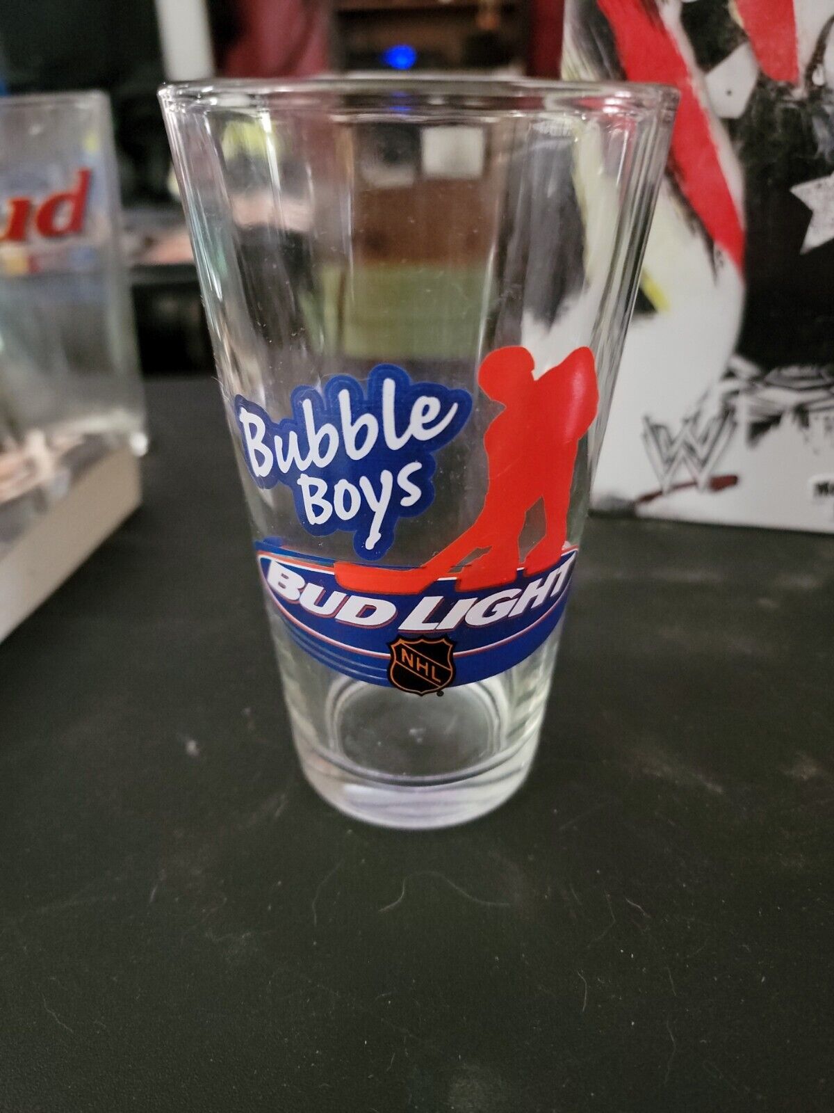 Bud Light Bubble Boys table Hockey  Pint Glass * NHL