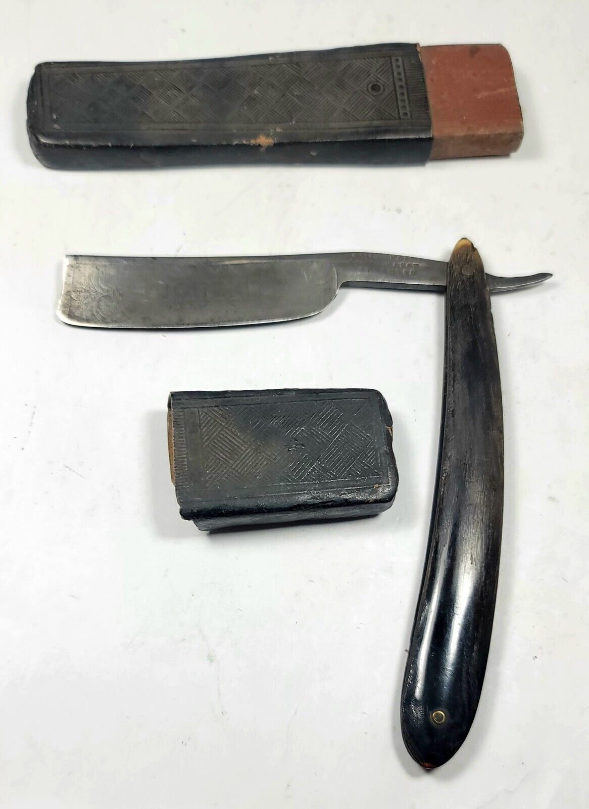 Rare Vintage PIONEER Japanese Straight Shaving Fine India Steel Razor W/ Case