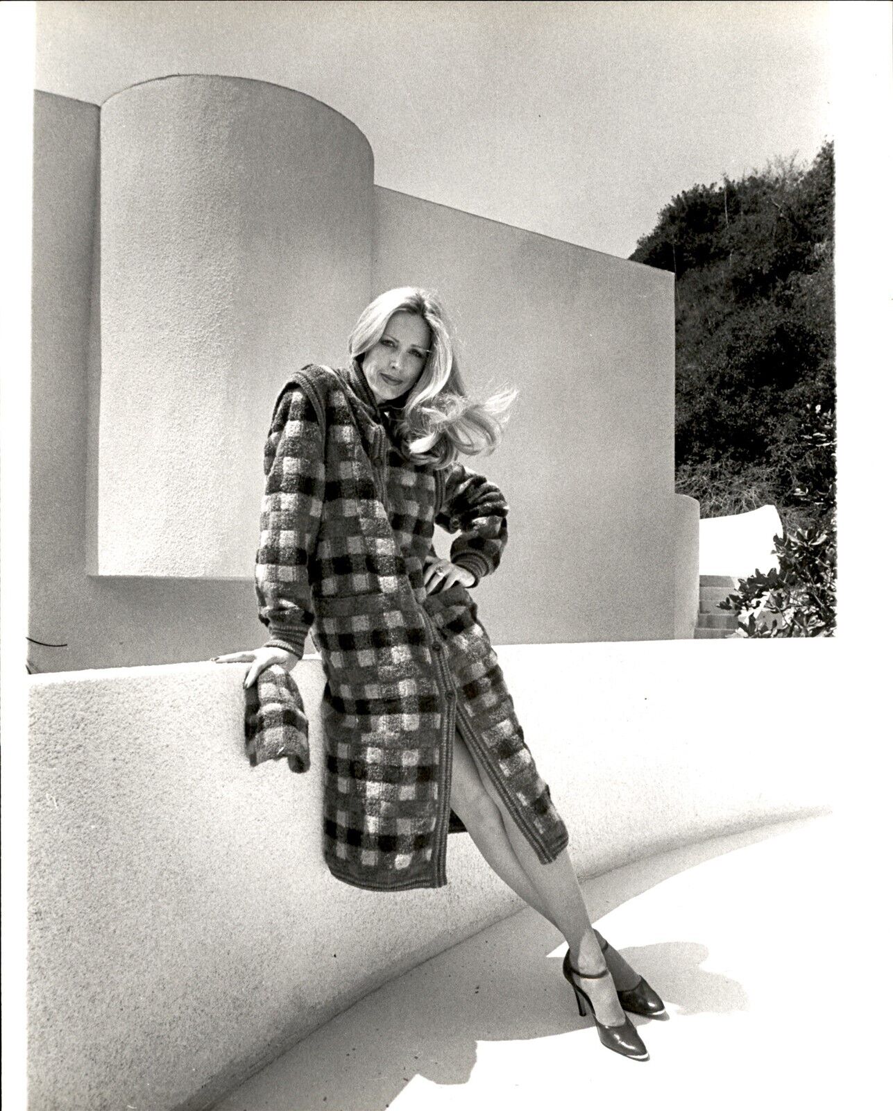LD247 Original Photo CHIC PLAID WOMEN'S COAT Tall & Leggy Blonde Fashion Model