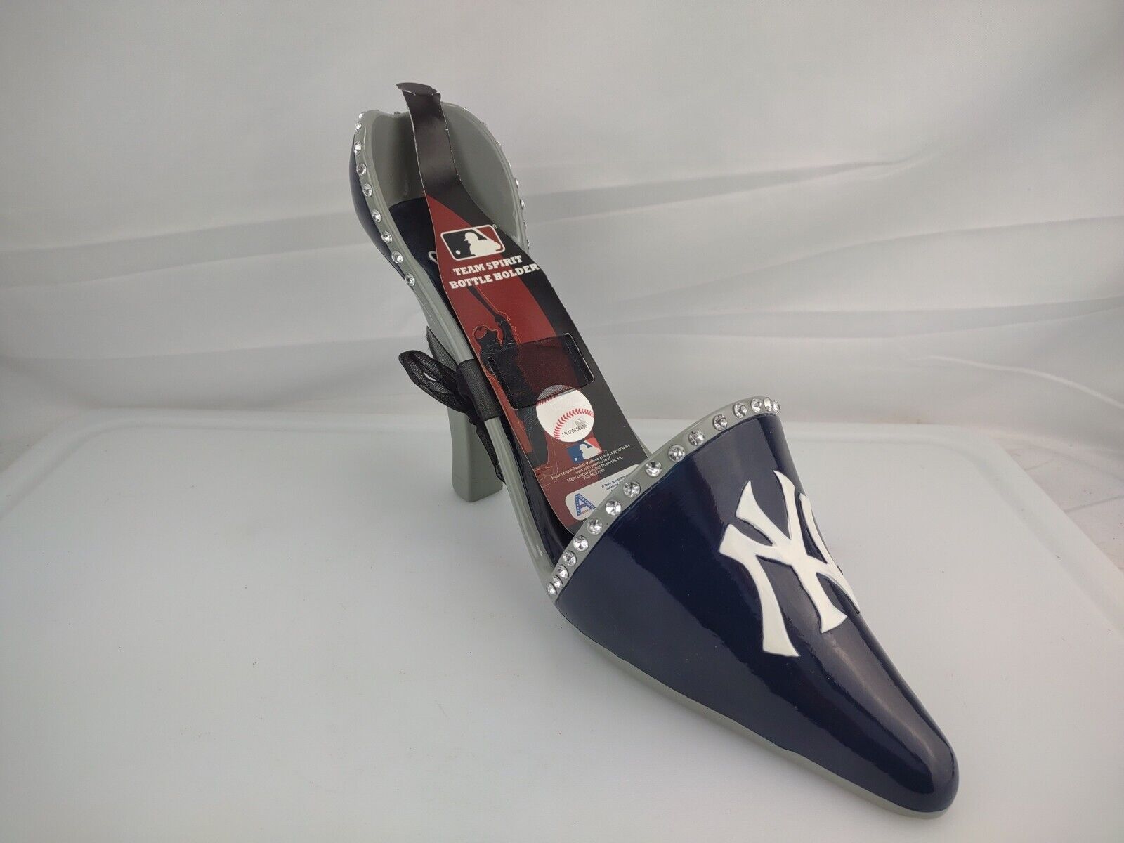 New York Yankees MLB Baseball Rhinestones High Heel Shoe Wine Bottle Holder 