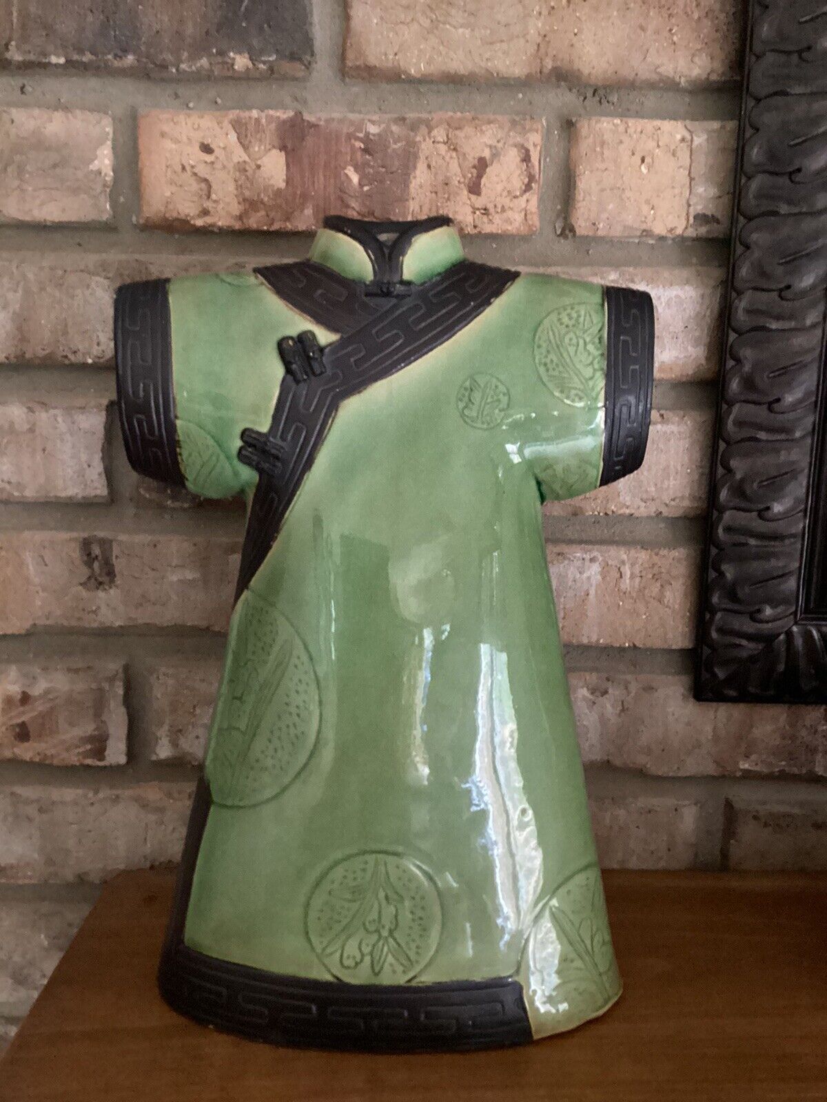 Chinese Green Porcelain Pottery Imperial Robe Vase W/Roundels Crackle 13”