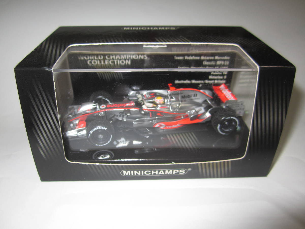 PMA World Champion Collection Box 1/43 McLaren MP4 23 2008 No22 Lewis Hamilton