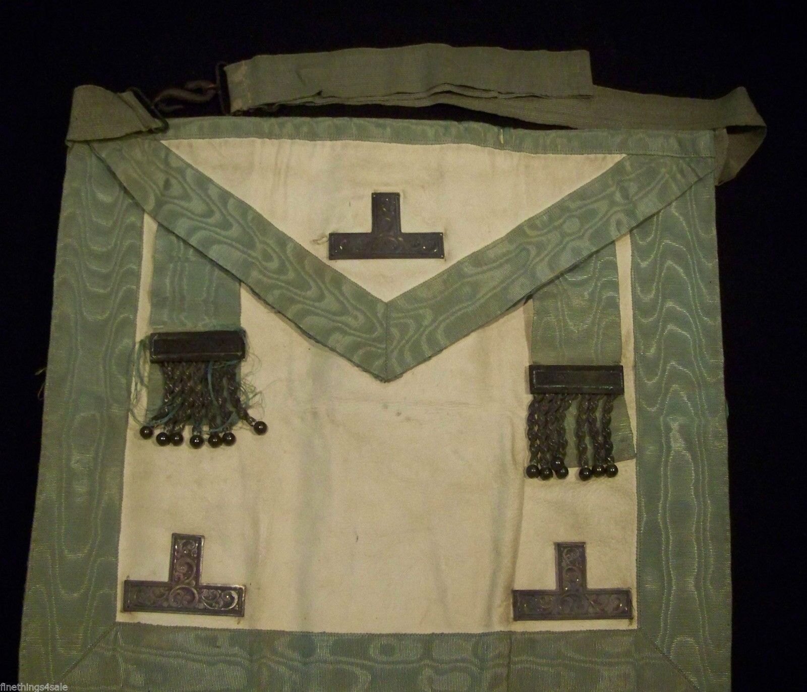 ANTIQUE CIRCA 1800's MASONIC APRON  - TO FRAME? GOAT SKIN SILK CHASED STERLING 