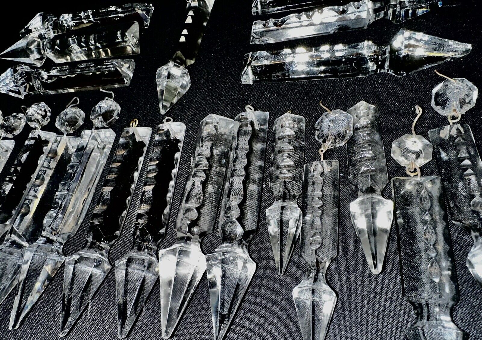 Lot of 21 Antique Notched Gothic Spear Crystal Prisms - Assorted 3\
