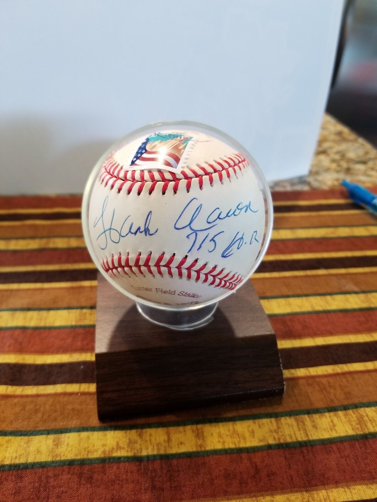 Hank Aarron Autographed Baseball-Rare 715 Home Runs Commemorative.