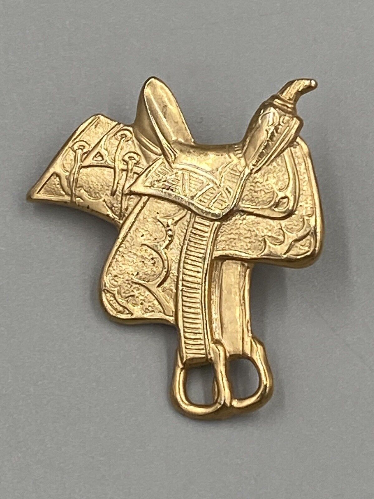 Vintage Cowboy Western Saddle Thin Gold Colored Lapel Pin