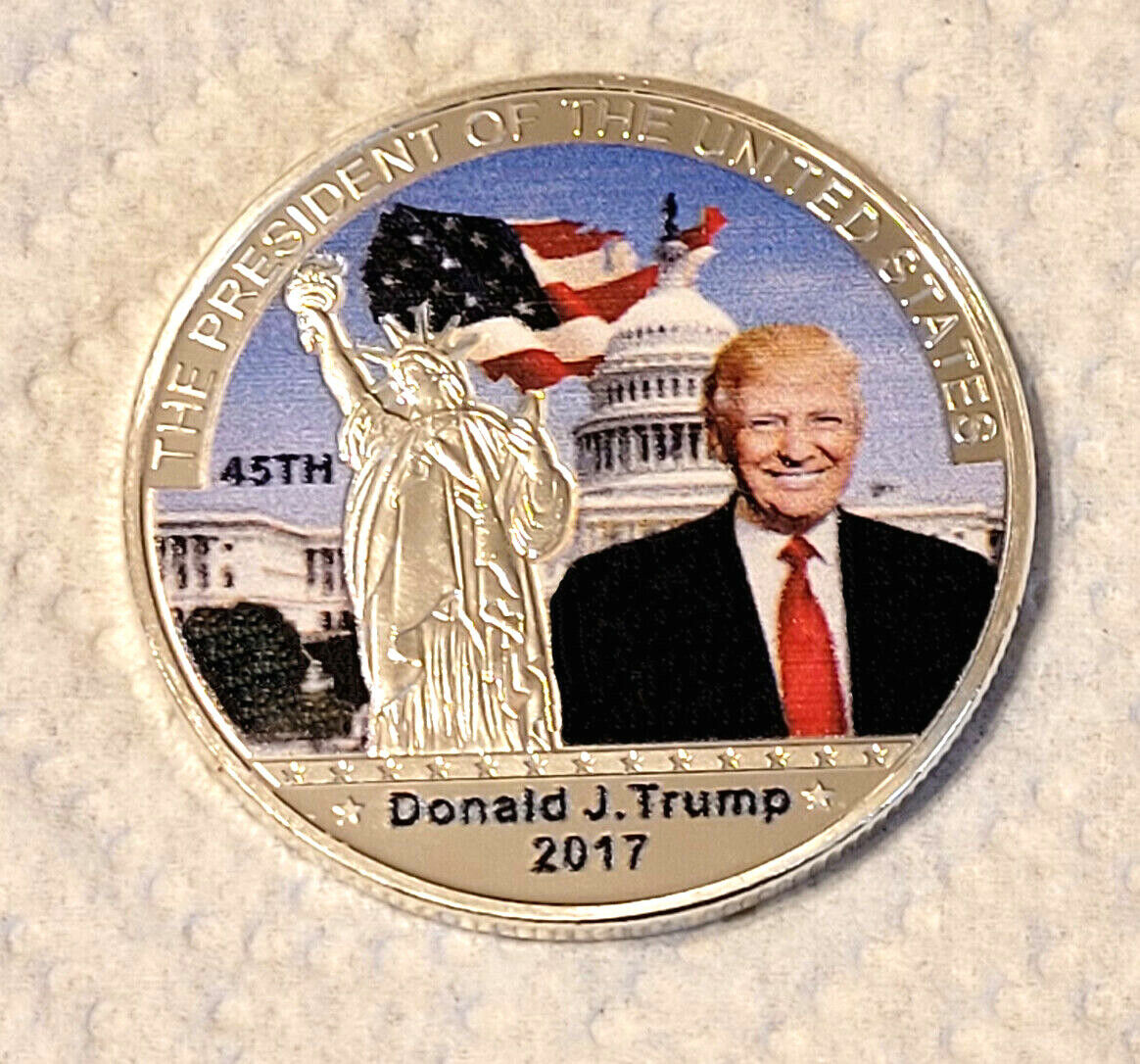 Donald Trump 2017 Inauguration 999 Silver Plated Proof Coin MAGA Note
