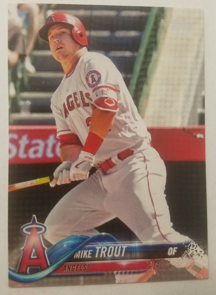 2018 Topps Baseball Series 1 # 300 MIKE TROUT Los Angeles Angels