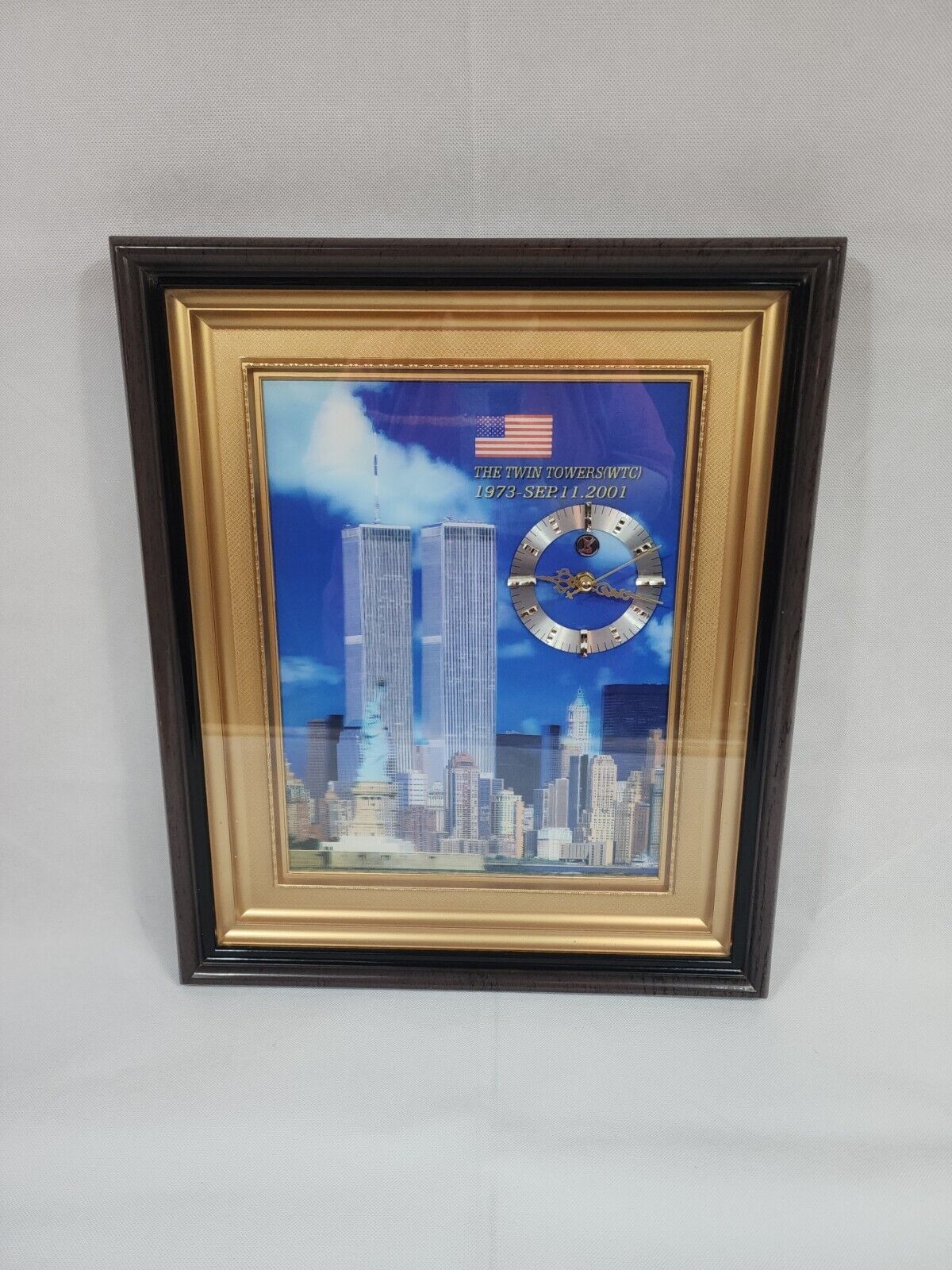 The Twin Towers 1973 - SEP. 11 2001 Commemorative Memorial 3-D Wall Clock