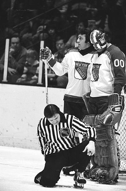 Phil Esposito John Davidson New York Rangers 1970s ICE HOCKEY OLD PHOTO