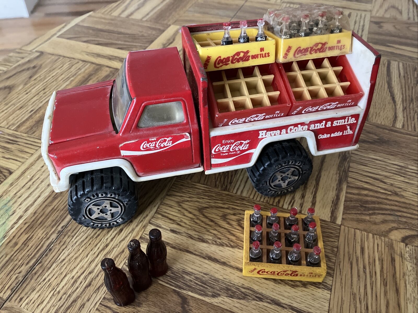 **RARE BUDDY L Coca Cola Truck  ORIGINAL UNRESTORED Crates Scale Mini Red Yel￼lo
