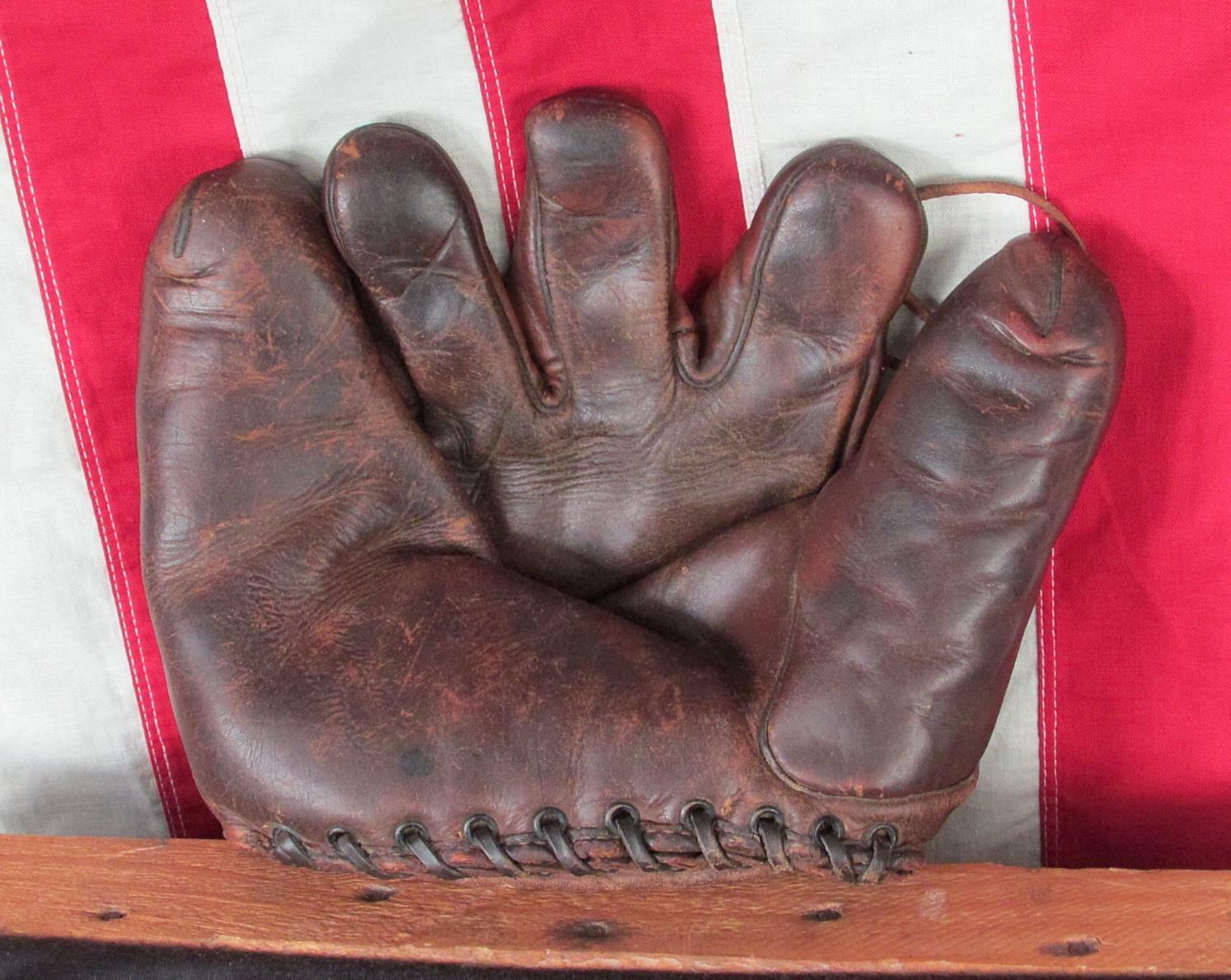 Vintage 1940s Leather Baseball Glove Split Finger Fielders Mitt Ted Williams HOF