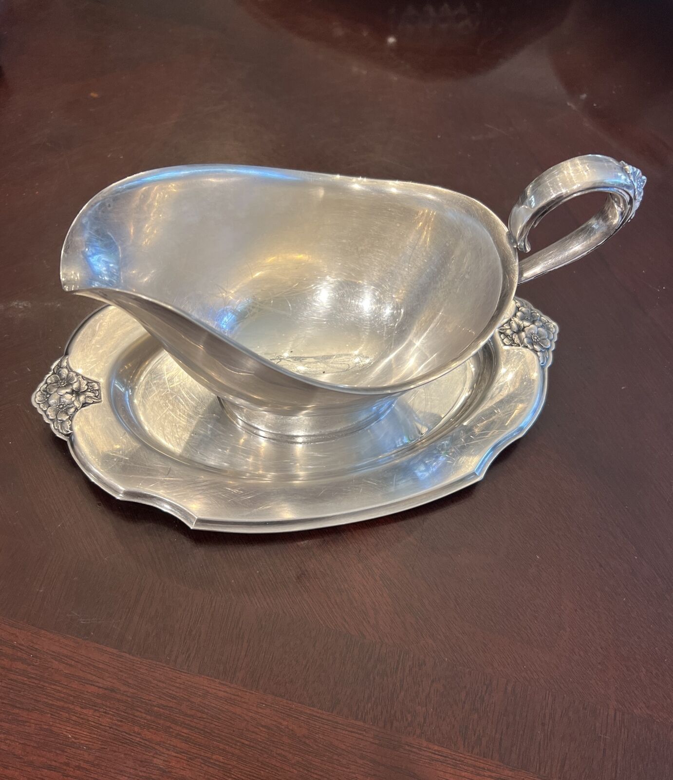 Webster Wilcox International Silver Co. Silverplate Gravy Boat w/ Attached Plate