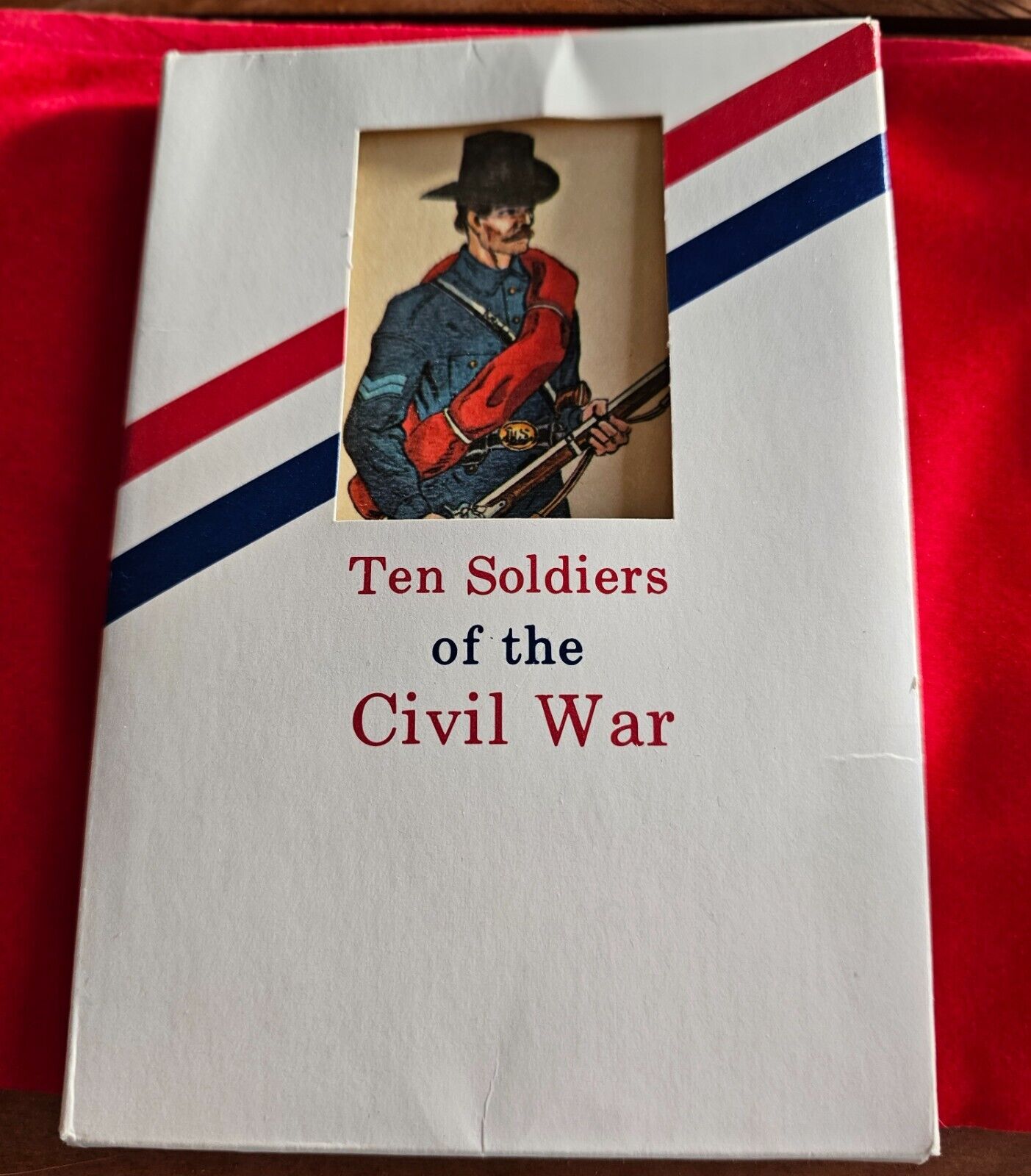 VINTAGE TEN SOLDIERS OF THE CIVIL WAR POSTCARD SET EXCELLENT CONDITION