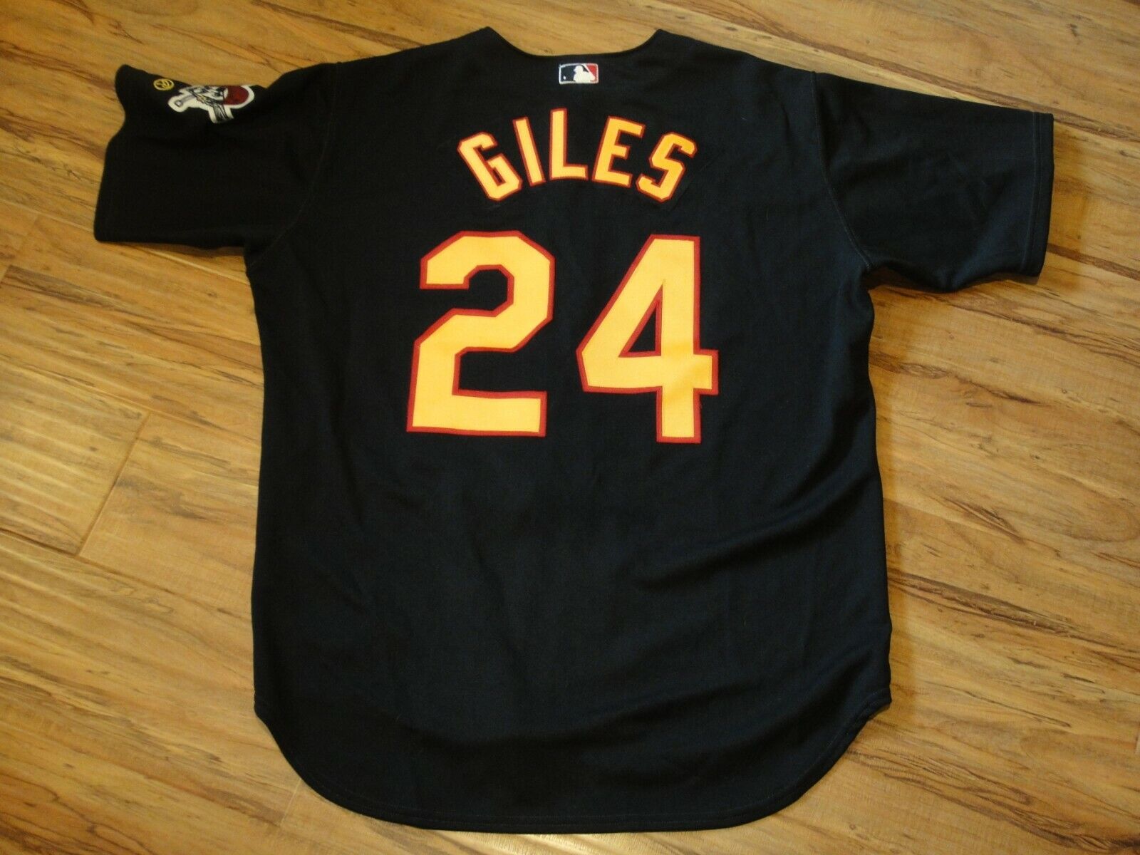 BRIAN GILES GAME USED WORN 2000 PITTSBURGH PIRATES JERSEY GREY FLANNEL LETTER