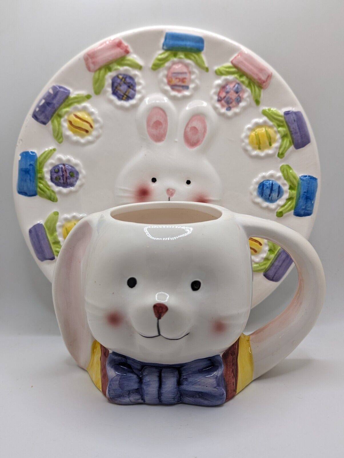 Easter plate and mug. Vintage set from World Bazzar Inc Collectibles