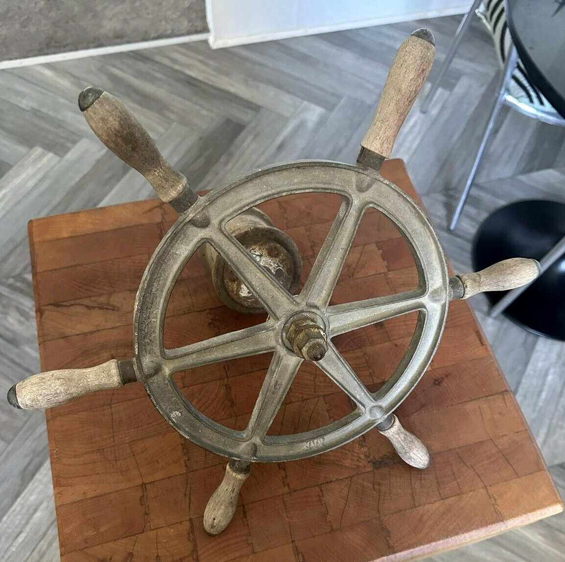 Antique WILCOX CRITTENDEN 16 Ship\'s Wheel 6 Spokes WOOD Hub & Handles Cast Metal