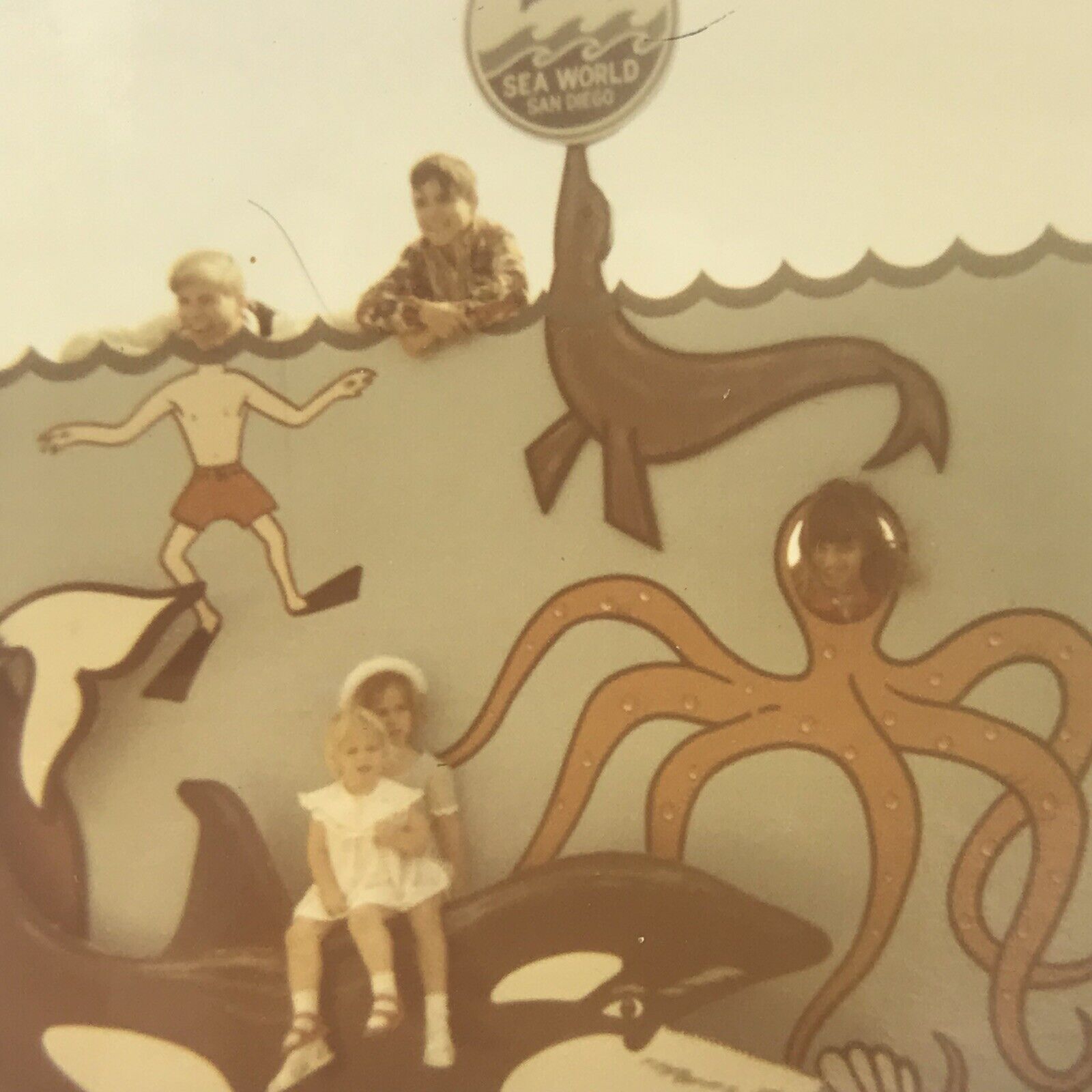 Vintage 1976 Color Photo Sea World San Diego California Cutout Board Children 