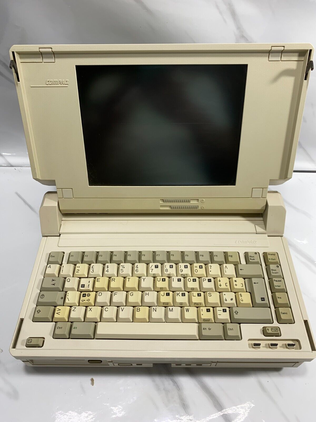 Vintage Compaq SLT/286 Computer Model 2680 1988 Laptop w removable keyboard