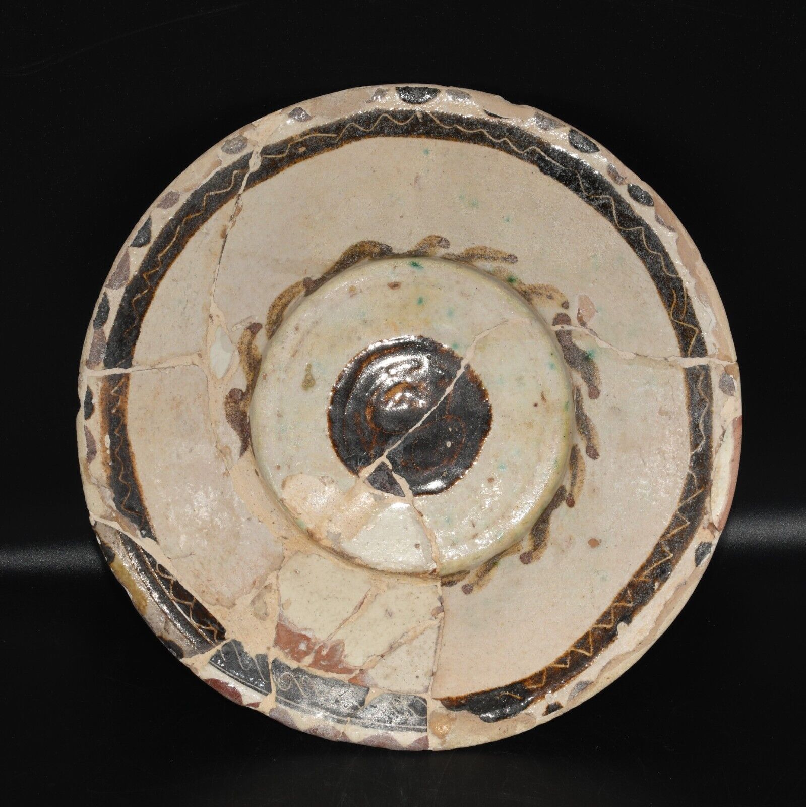 Ancient Near Eastern Islamic Nishapur Ceramic Pottery Dish Ca. 9th-10th Century