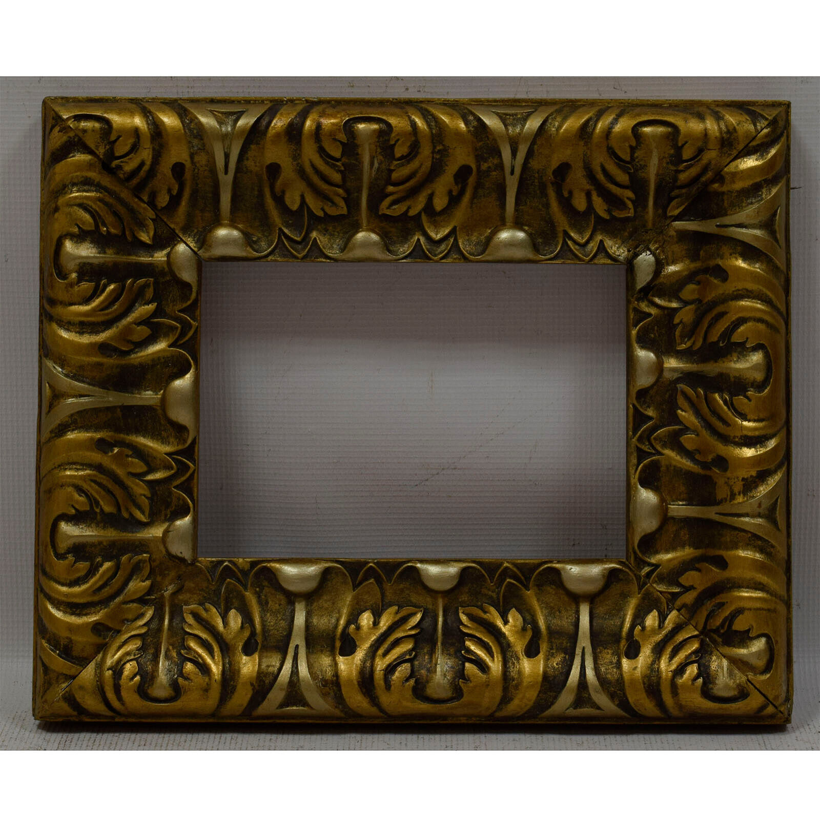 Ca.1850-1900 Old wooden frame decorative Internal: 9x6.2 in