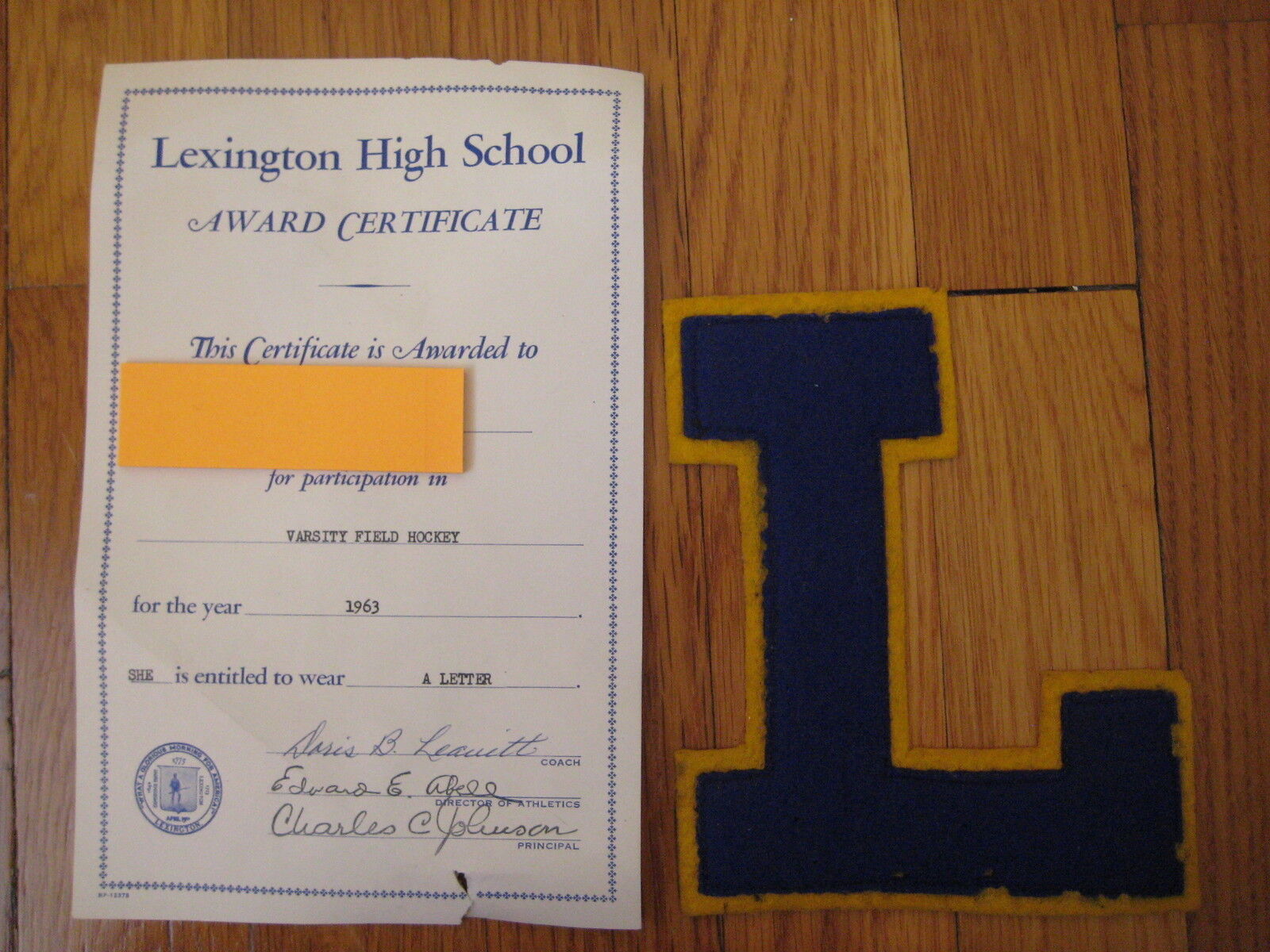 vtg 1963 Lexington MA High School field hockey VARSITY LETTER letterman jacket L