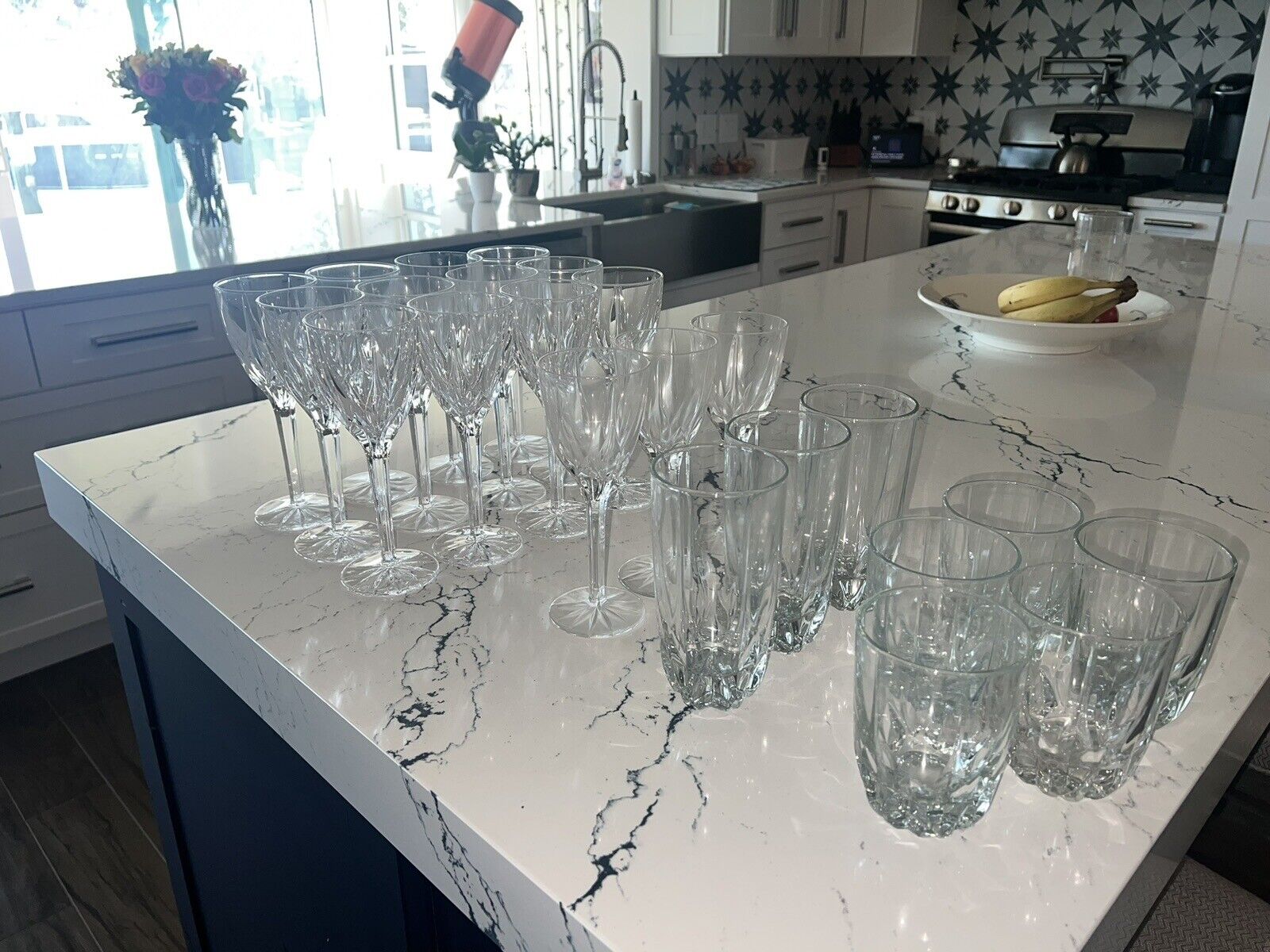 Mikasa Apollo Wine Water Rocks Large Drinking Glasses Lot 23 Total