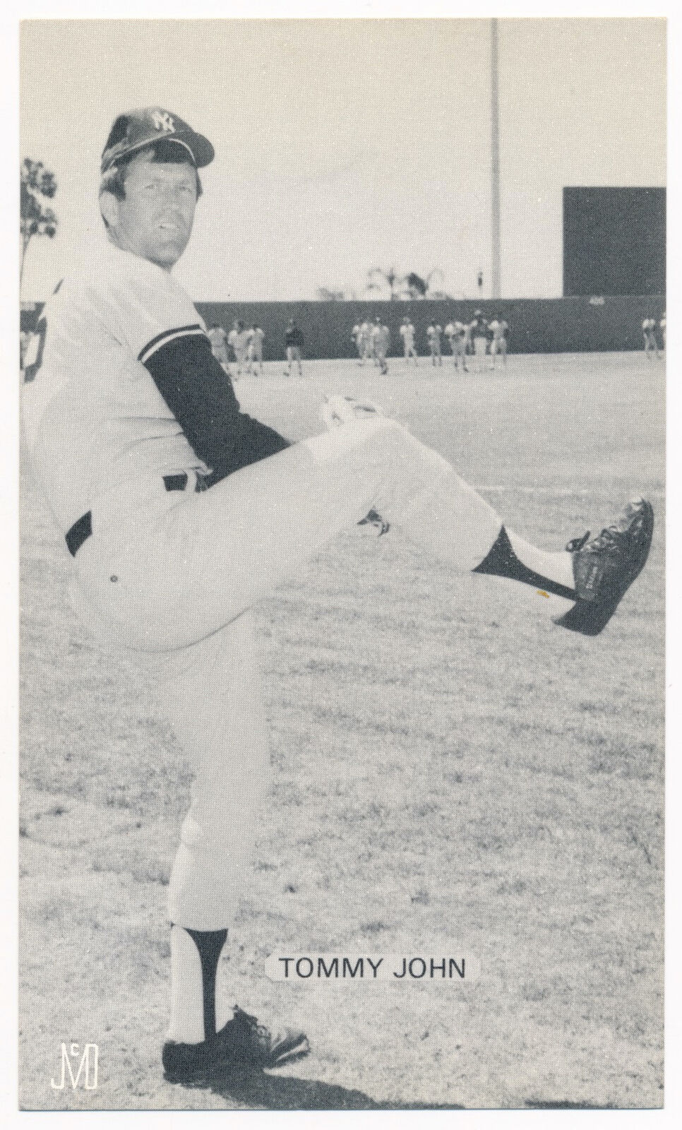 Tommy John, New York Yankees - Baseball Postcard