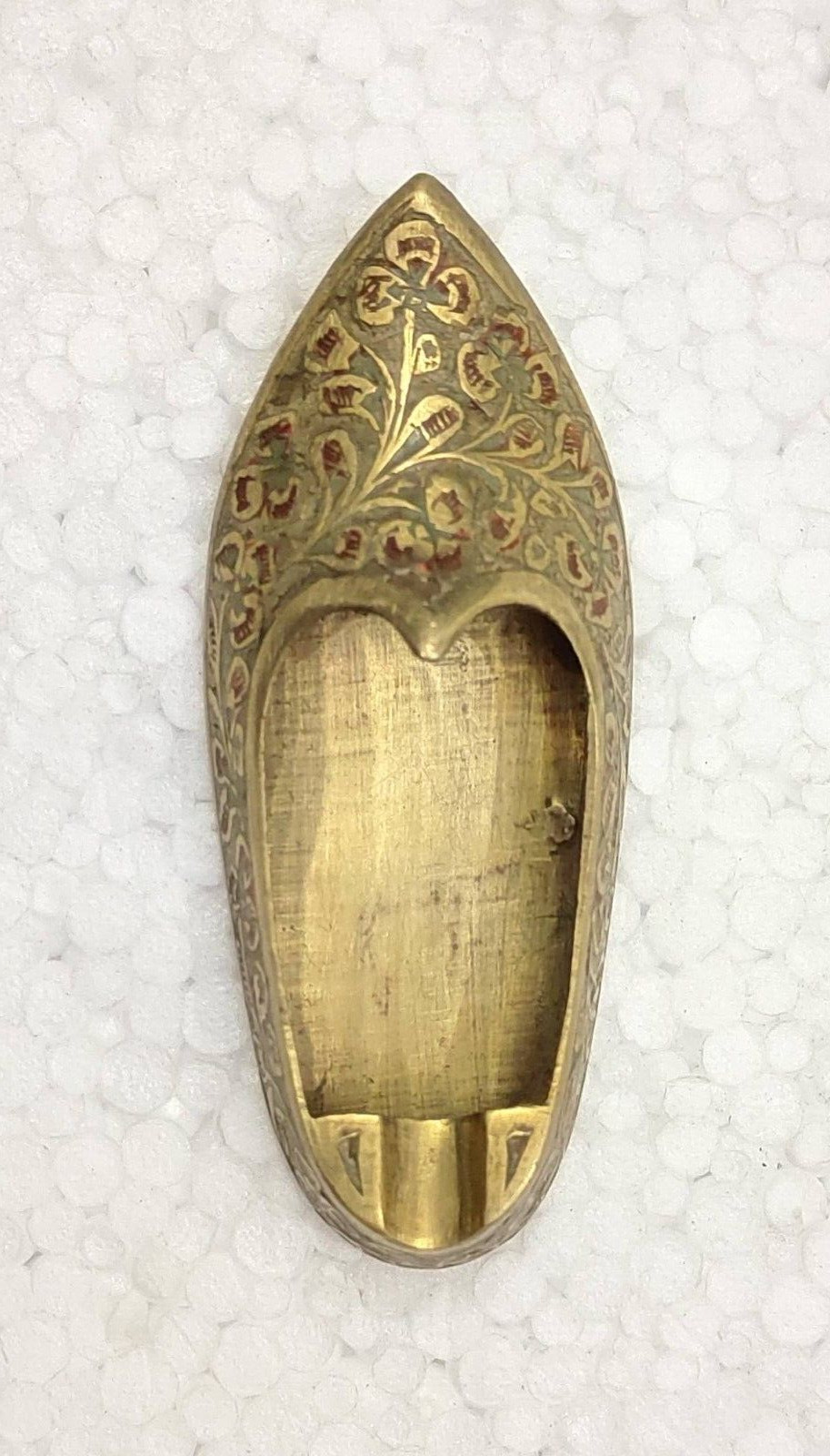 Vintage Beautiful Handmade Brass Ash Tray Shoe Designed & Hand Engraved