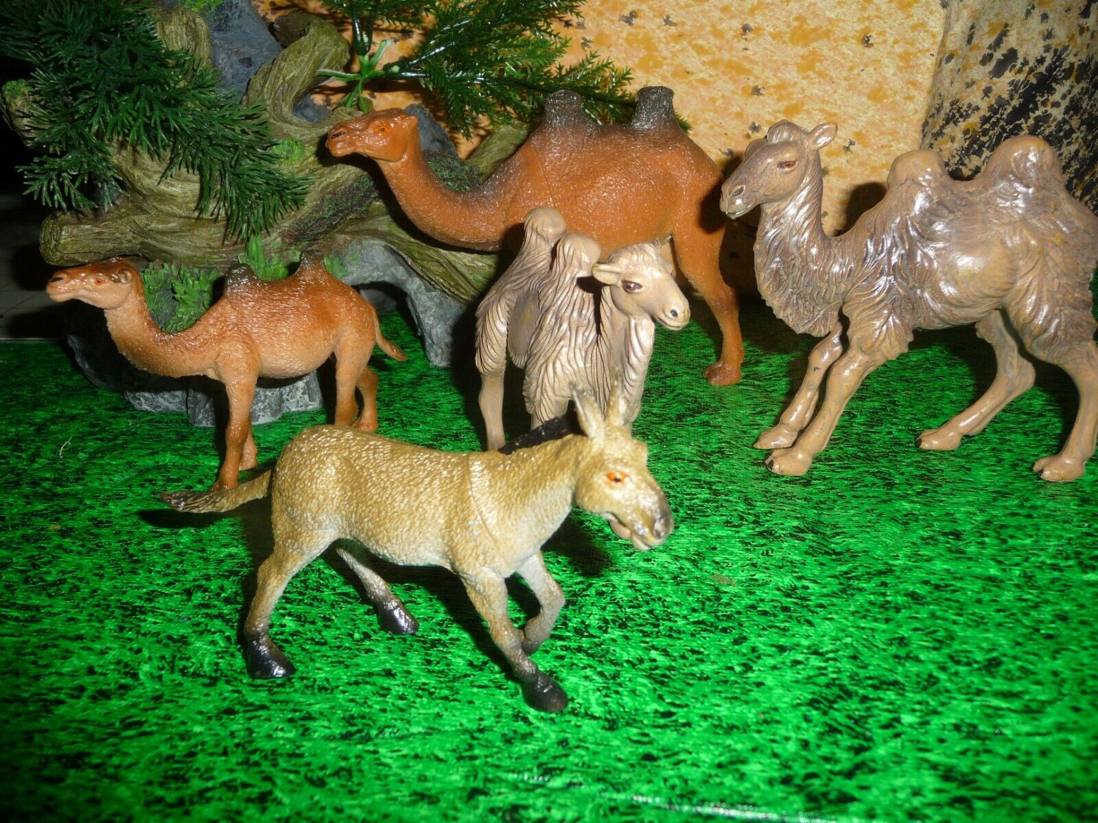  NATIVITY ANIMALS COLLECTION ,PLASTIC -PVC SCALE 1/20S APPROX Lot6
