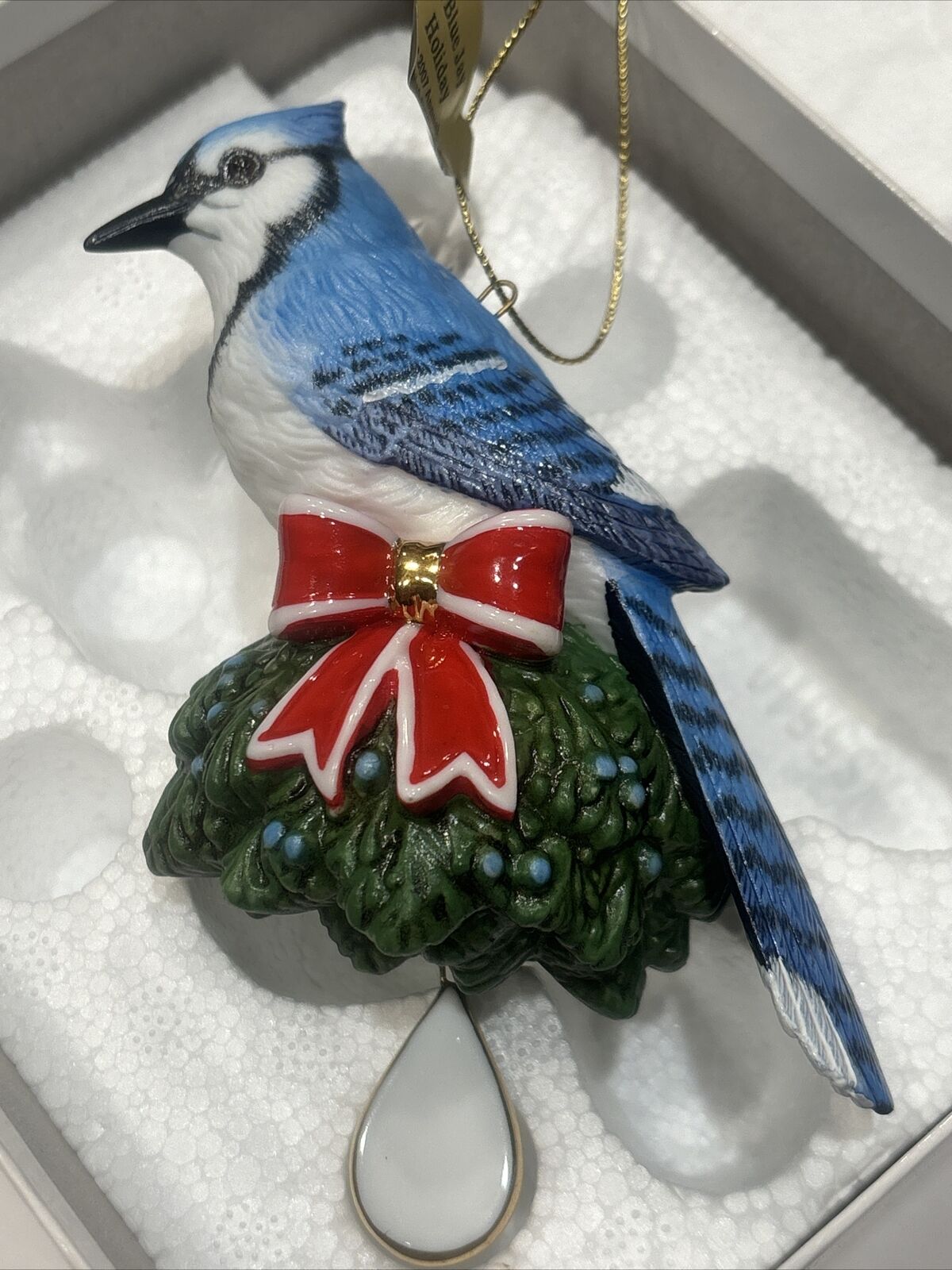 The Danbury Mint Annual Songbird Ornament: A Blue Jay Holiday 2007 NIB
