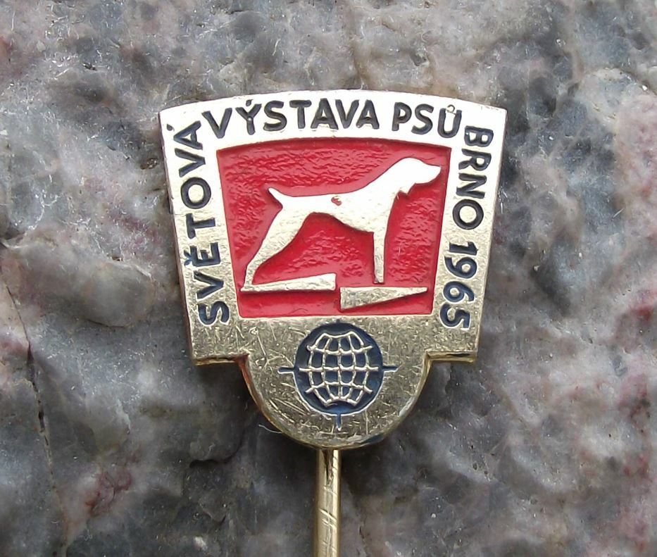 1965 International Dog Breeders Club Show Event Brno Pointer Breed Pin Badge