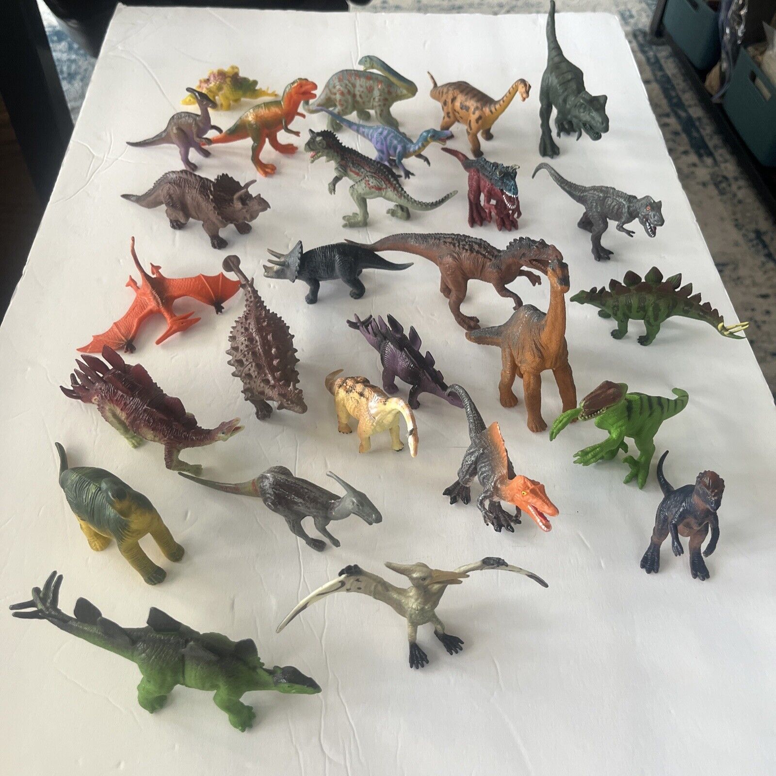 Dinosaurs Lot of 26 Mixed Schleich China Plastic Figures  5”-8”