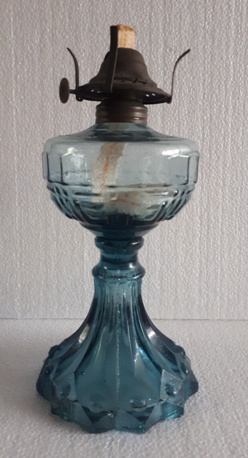 Vintage Early XXth Century Vacuum Oil Company Blue Glass Kerosene Oil Lamp
