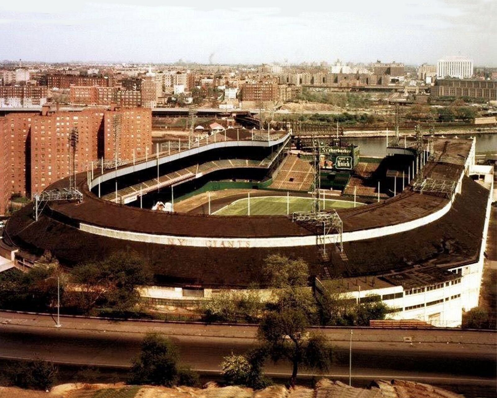 POLO GROUNDS PHOTO Home of the New York Giants (225-P)