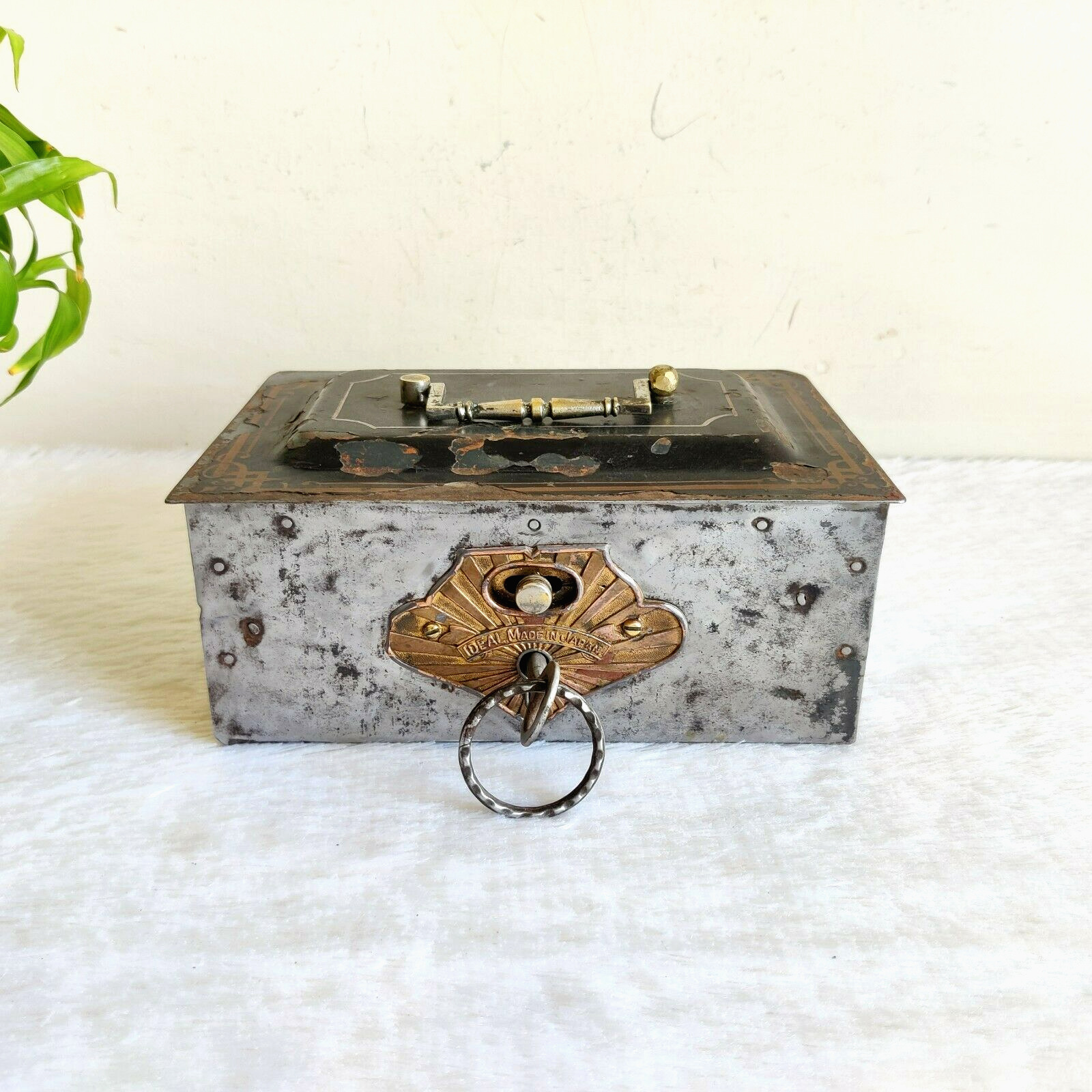 1920s Vintage Tresaury Iron Box Japan  Making Sound Box Decorative Collectibles