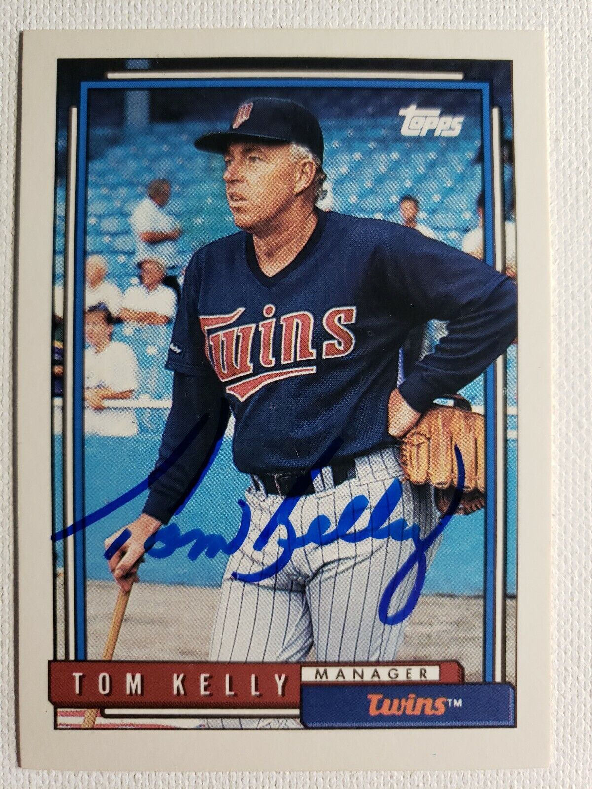 1992 Topps Tom Kelly Auto Autograph Signed Card Twins #459 HOF?