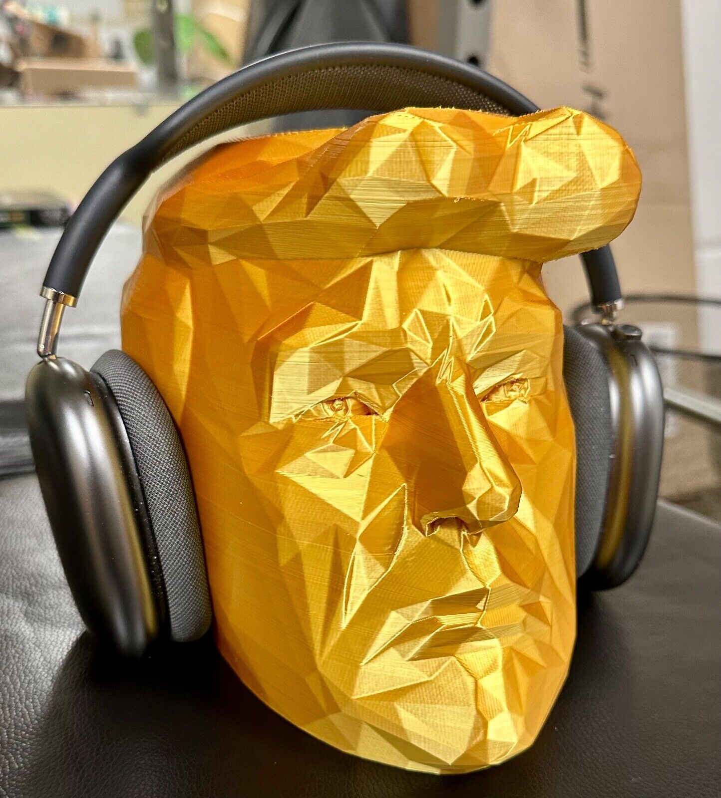 Stylized Sculpture of Donald Trump's Head - HUUUGE (Extra Large)