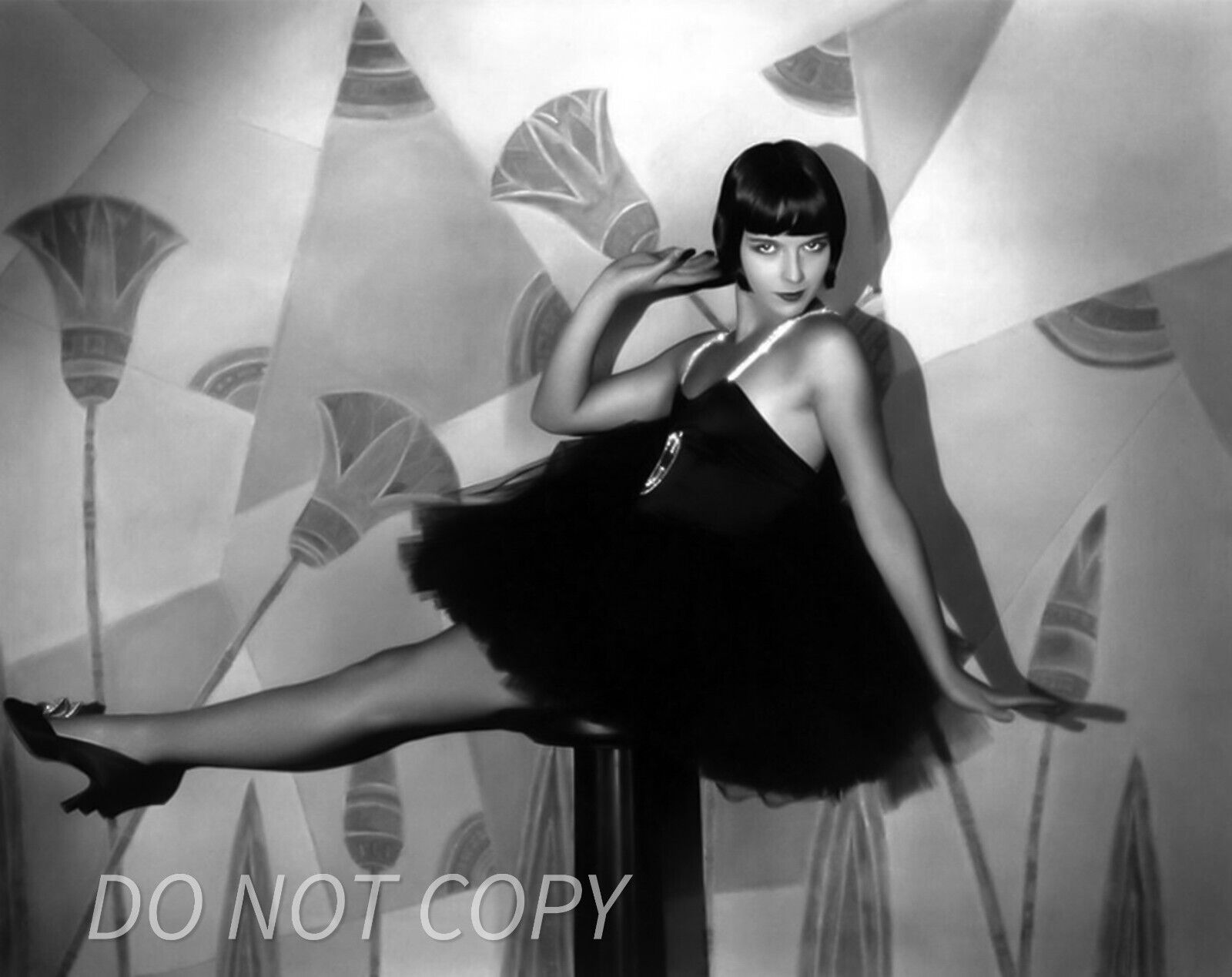 Louise Brooks Vintage 1920s   - sexy dancer - flapper girl 8х10 Print