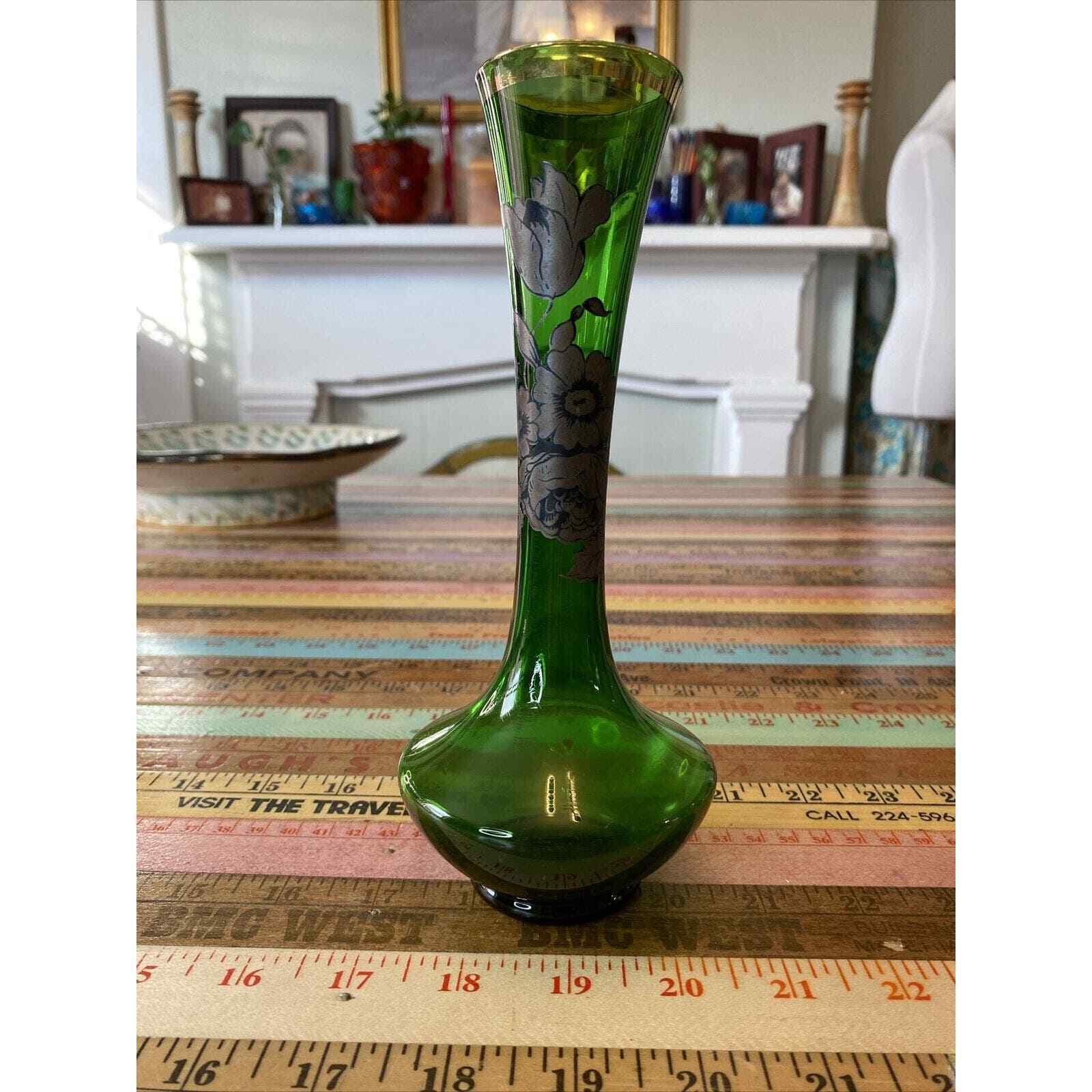 Vintage MCM Green & Gold Glass Vase 8\