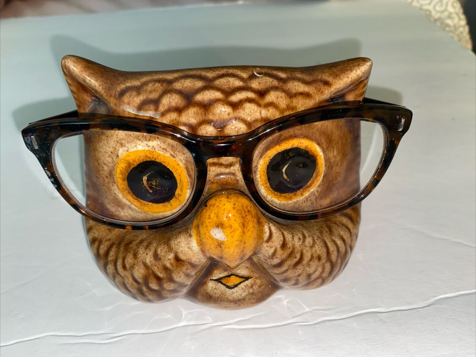 Vintage 1978 Signed  Ceramic  Owl Eye Glasses Holder 5” Wide MCM, Super Cute