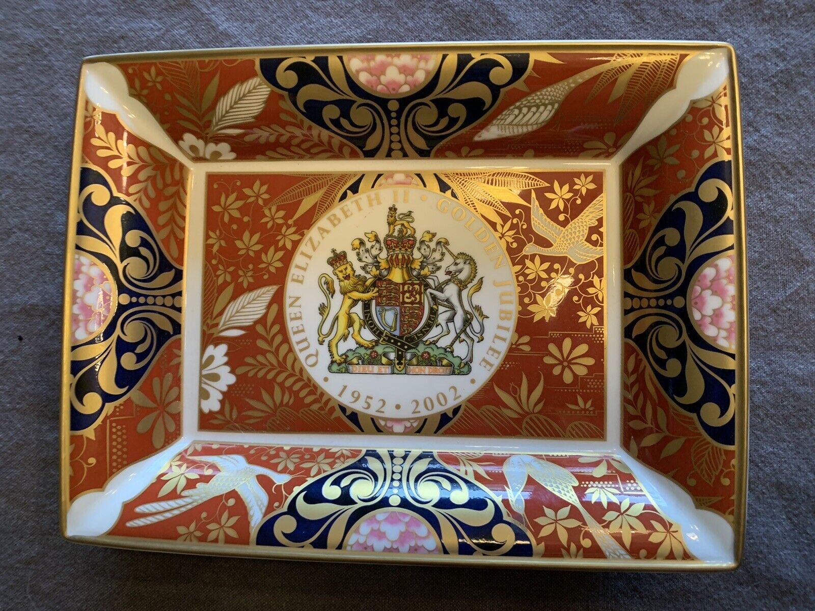 Royal Worcester Imari Queen Elizabeth II England  Golden Jubilee Porcelain Tray