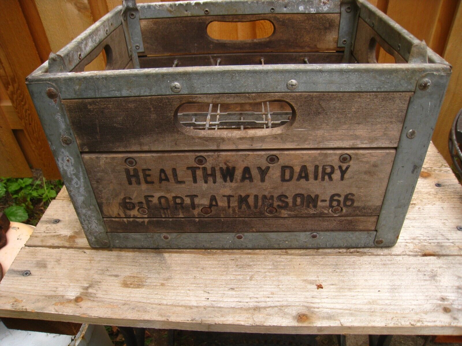 Vintage Wooden Healthway Dairy Fort Atkinson WI. 1966 Milk Bottle Crate