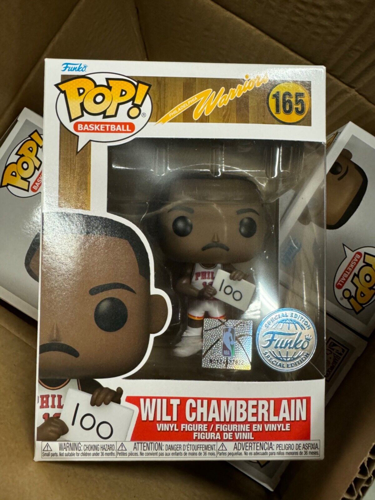 **IN HAND** SPECIAL EDITION Funko Pop NBA WILT CHAMBERLAIN 100 pointS #165