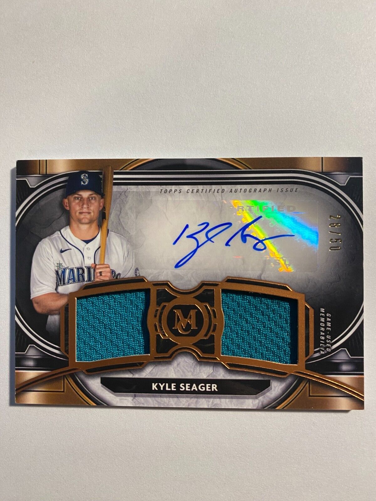 KYLE SEAGER 2021 TOPPS MUSEUM DUAL RELIC AUTOGRAPH COPPER S.N. 28/50