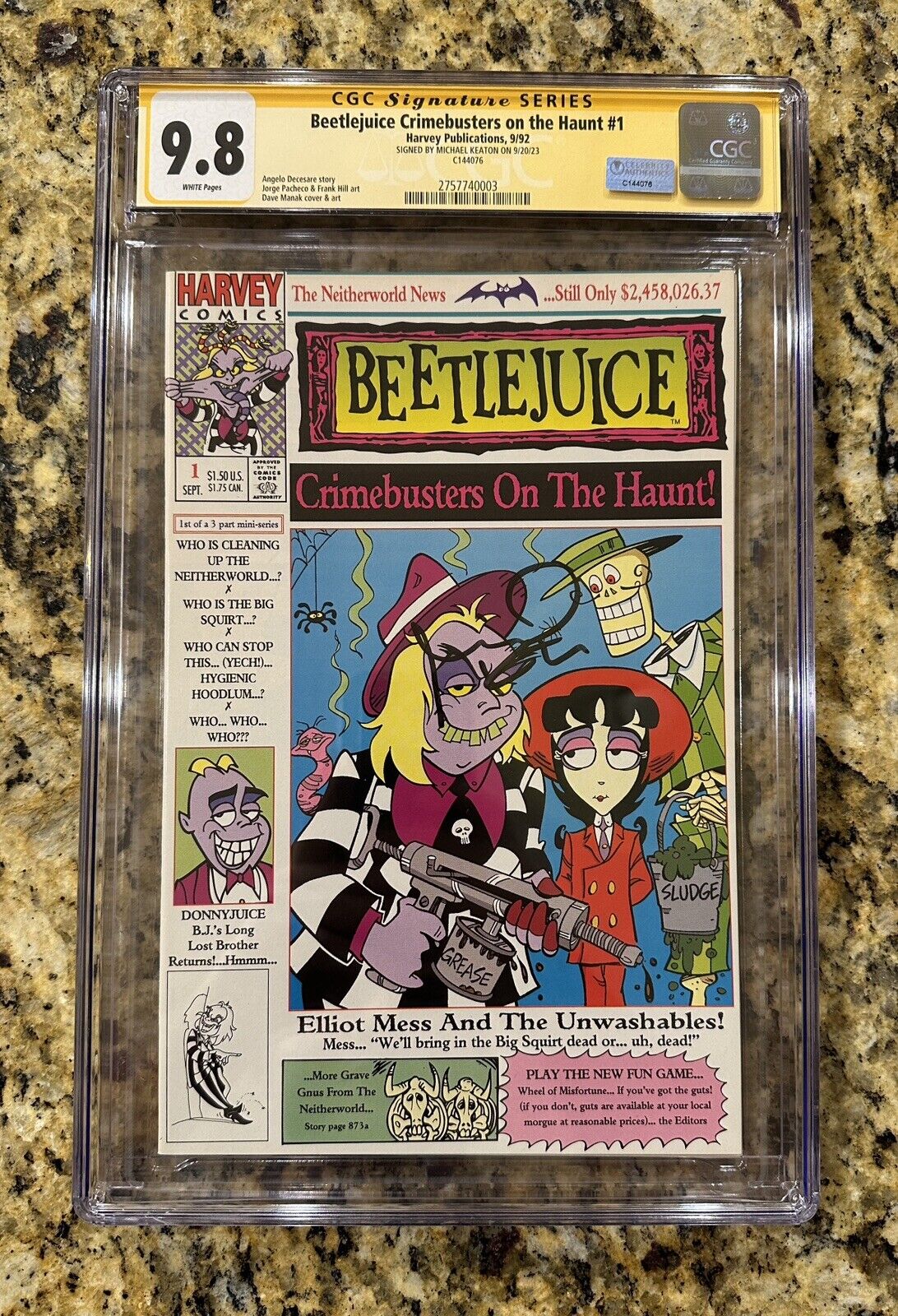 Michael Keaton Signed Autograph Comic - CGC 9.8 - Beetlejuice - Crimebusters #1